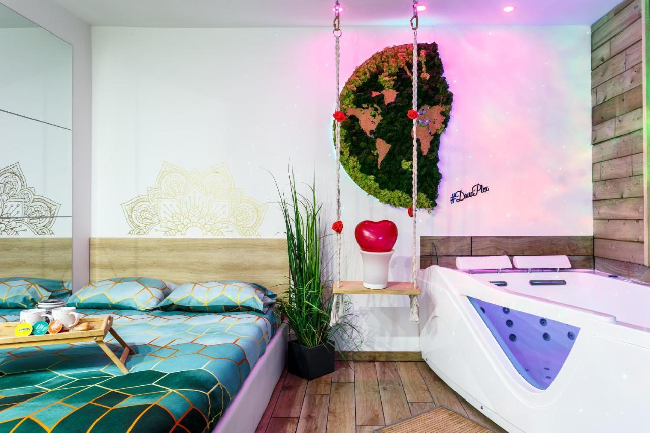Eden Spa Et Cinema บรี-กงต์-โรแบร์ ภายนอก รูปภาพ