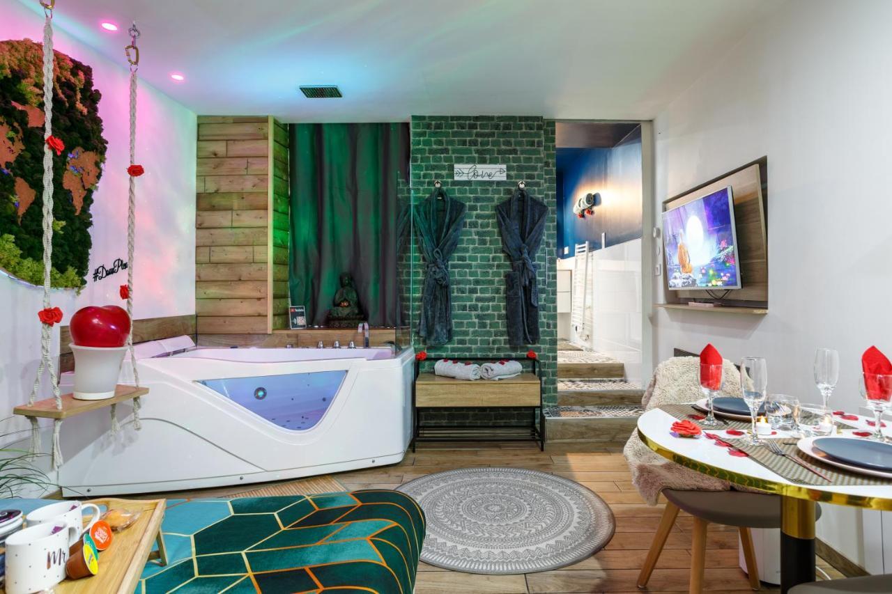 Eden Spa Et Cinema บรี-กงต์-โรแบร์ ภายนอก รูปภาพ
